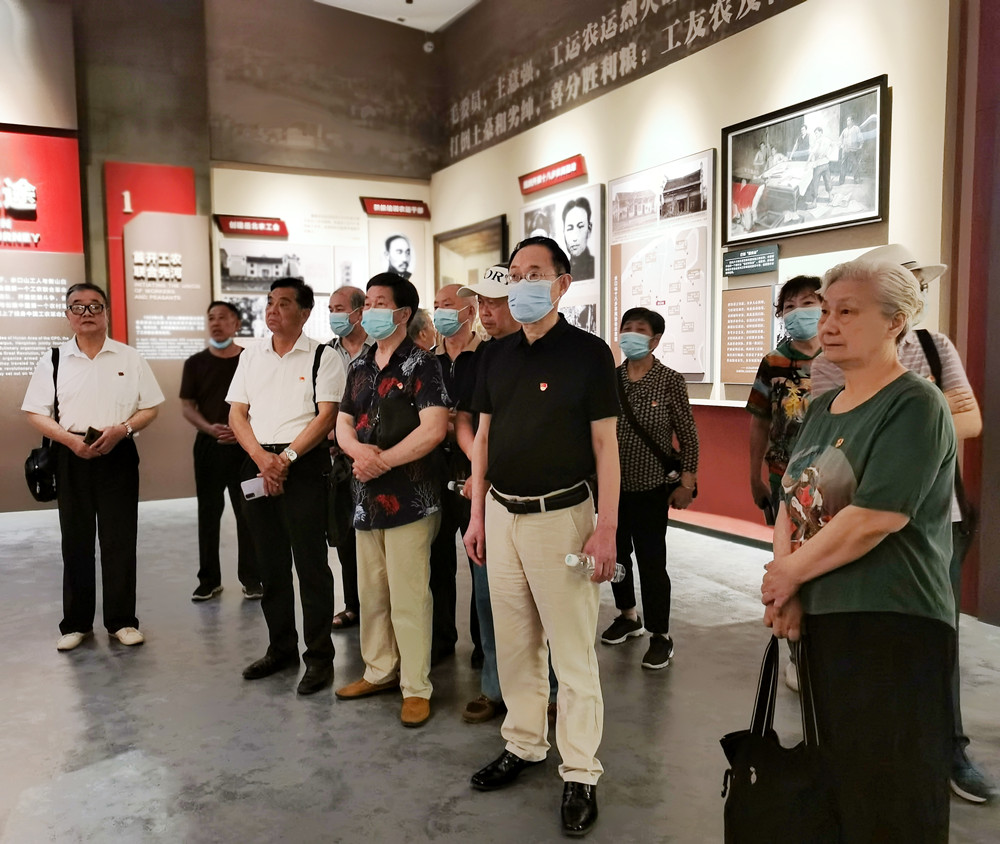缅怀革命先烈，激发爱国情怀 一一离退休党总支组织党员参观水口山工人运动纪念馆
